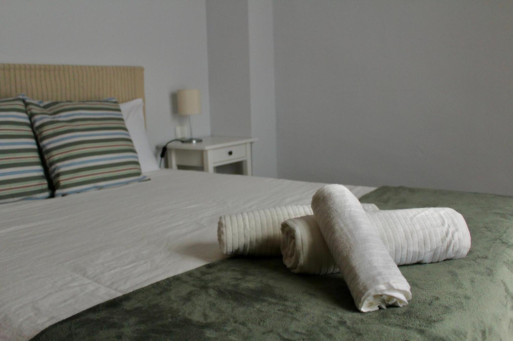 Wish Suite Plaza Nueva 세비야 외부 사진
